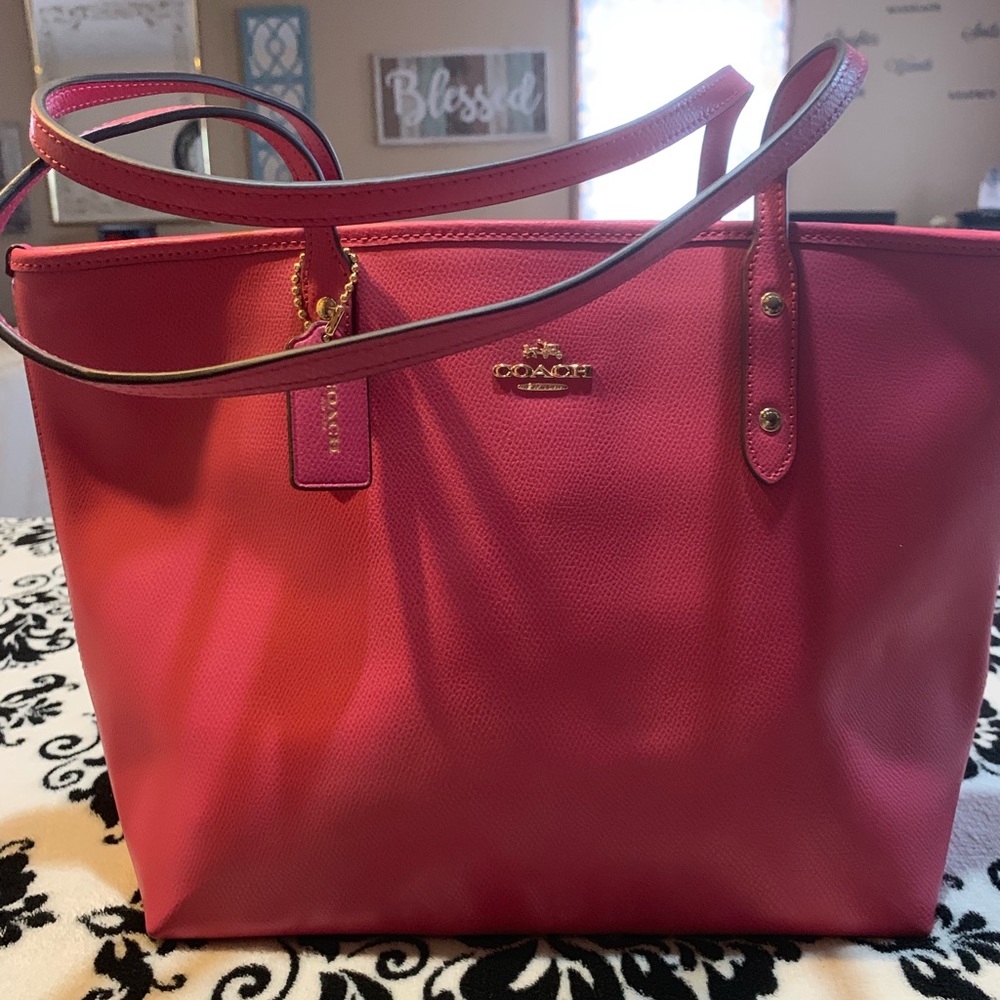 NWT Coach tote!
